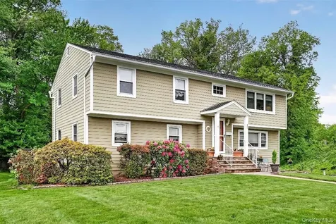 7 Windsor Brook Lane Tappan NY 10983