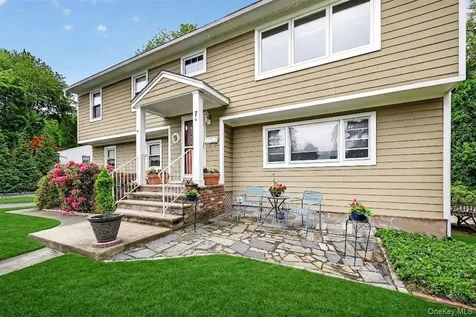 7 Windsor Brook Lane Tappan NY 10983