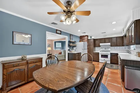 7 Windsor Brook Lane Tappan NY 10983