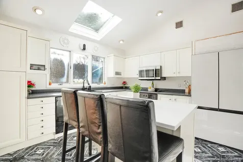 53 Tanager Road Mahopac NY 10541