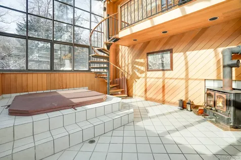 53 Tanager Road Mahopac NY 10541