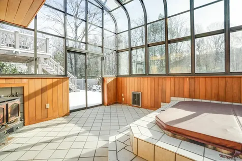 53 Tanager Road Mahopac NY 10541