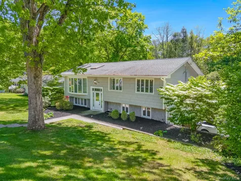 53 Tanager Road Mahopac NY 10541