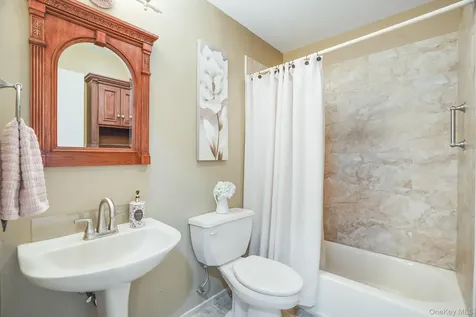 53 Tanager Road Mahopac NY 10541