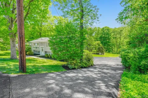 53 Tanager Road Mahopac NY 10541