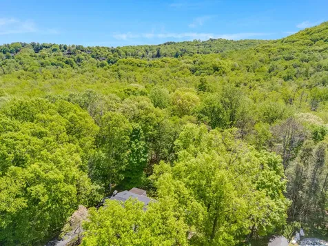 53 Tanager Road Mahopac NY 10541