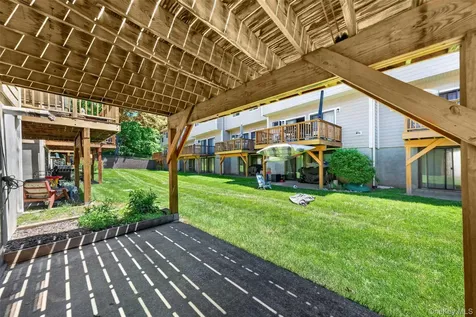 6306 Chelsea Cove N Hopewell Junction NY 12533