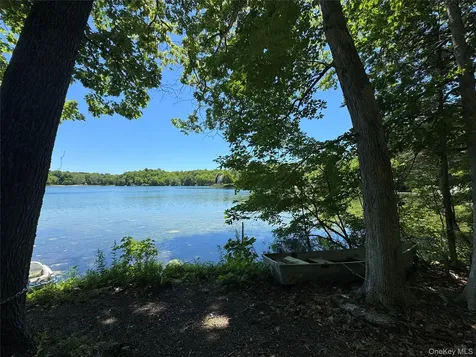 6306 Chelsea Cove N Hopewell Junction NY 12533
