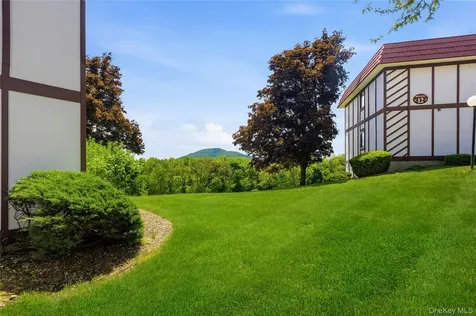 13 Skyline Drive Fishkill NY 12524
