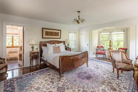 18 Hemlock Road Bronxville NY 10708