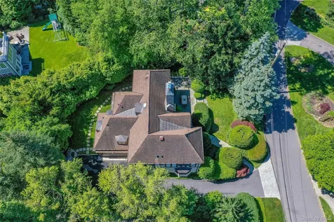 18 Hemlock Road Bronxville NY 10708