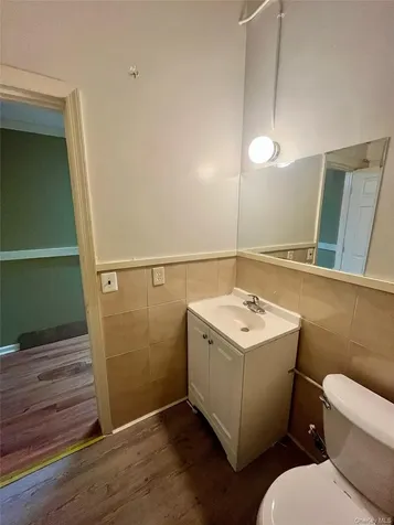 118-122 Hillside Avenue Williston Park NY 11596