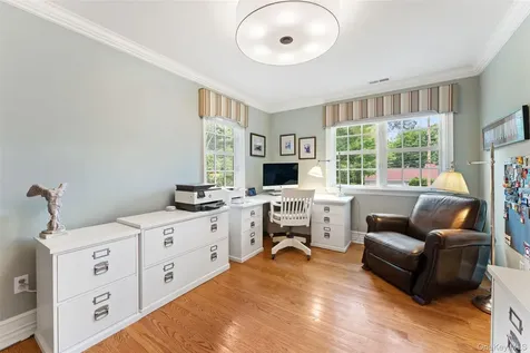 64 Stratton Road Scarsdale NY 10583