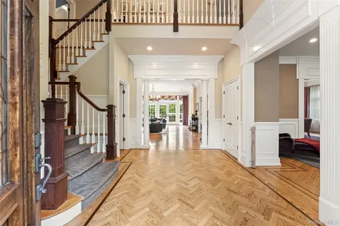 64 Stratton Road Scarsdale NY 10583