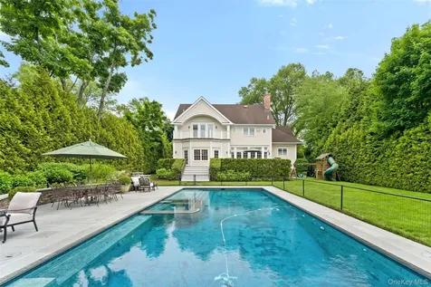 64 Stratton Road Scarsdale NY 10583