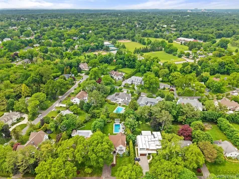 64 Stratton Road Scarsdale NY 10583