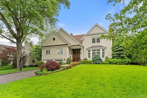 64 Stratton Road Scarsdale NY 10583