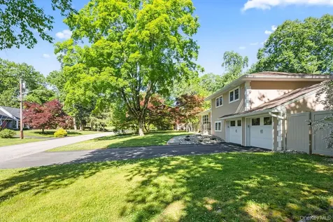 16 Loraine Drive New City NY 10956