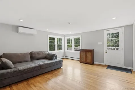 5 Adair Road Cortlandt Manor NY 10567
