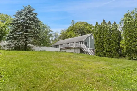 5 Adair Road Cortlandt Manor NY 10567
