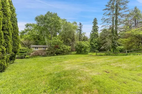 5 Adair Road Cortlandt Manor NY 10567