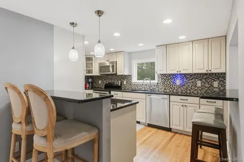 5 Adair Road Cortlandt Manor NY 10567