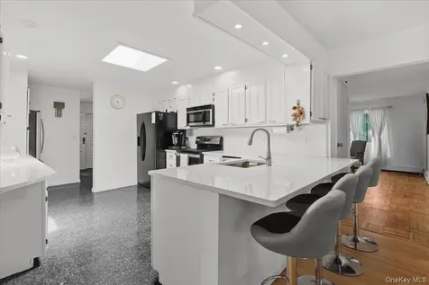275 Broadfield Road New Rochelle NY 10804