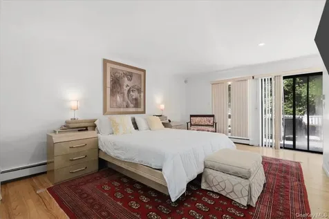 275 Broadfield Road New Rochelle NY 10804