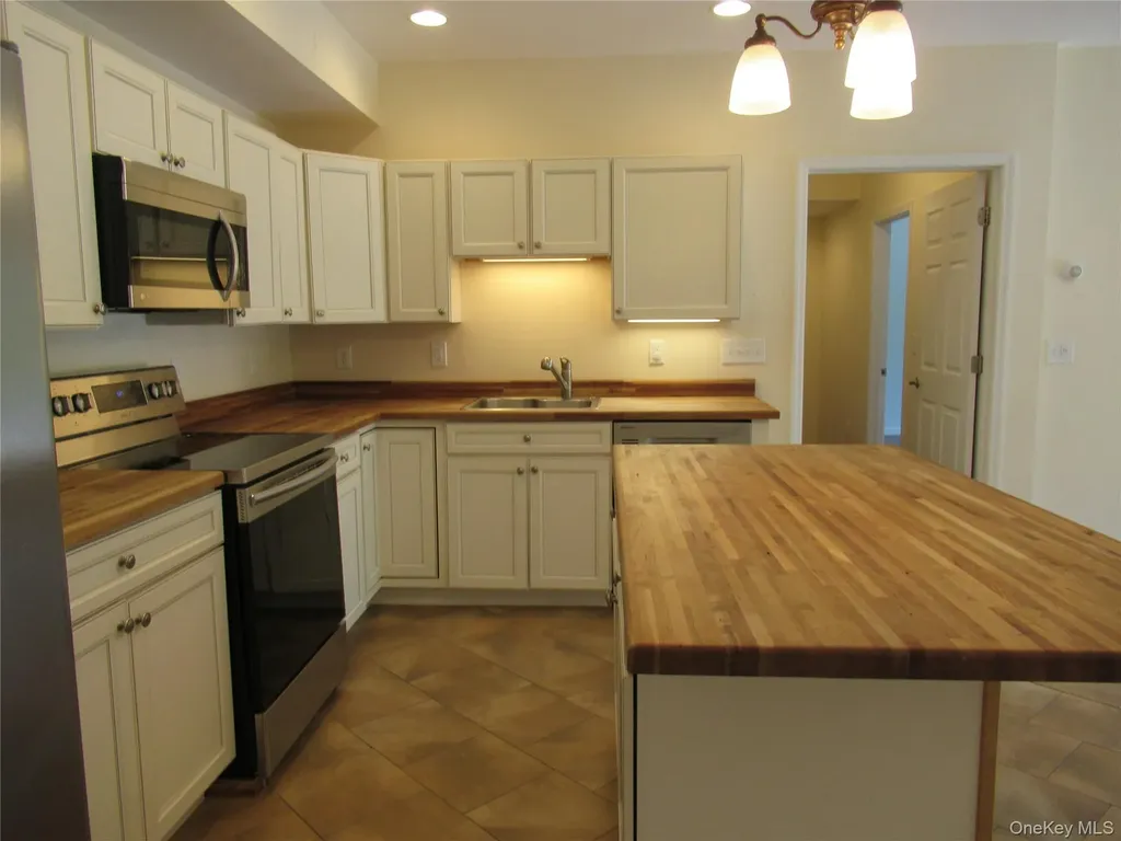 750 Route 292 Holmes NY 12531