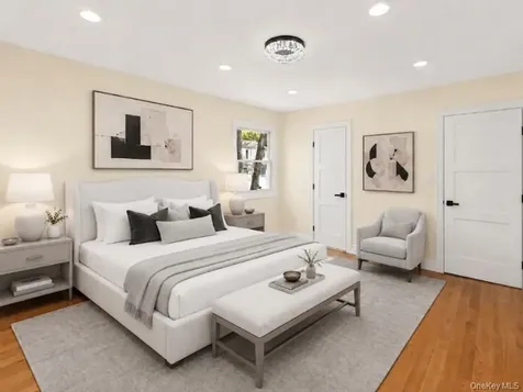 15 Locust Road Old Bethpage NY 11804