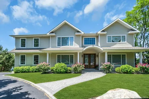 12 Barbara Lane Glen Cove NY 11542