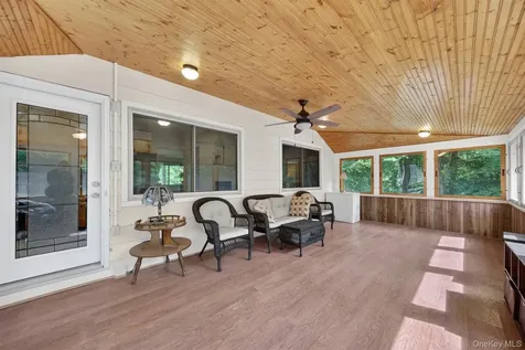 176 Gretna Woods Road Pleasant Valley NY 12569