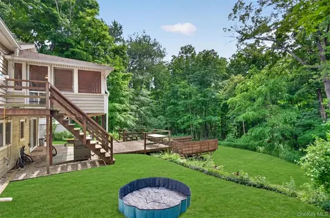 176 Gretna Woods Road Pleasant Valley NY 12569