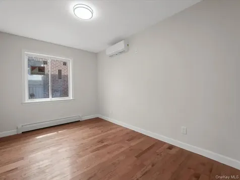 14729 70th Avenue Flushing NY 11367