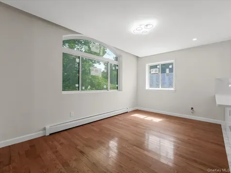 14729 70th Avenue Flushing NY 11367