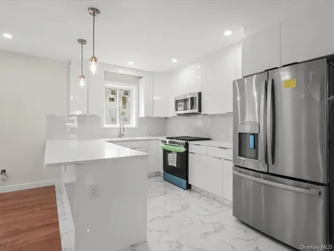 14729 70th Avenue Flushing NY 11367