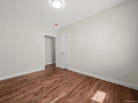 14729 70th Avenue Flushing NY 11367