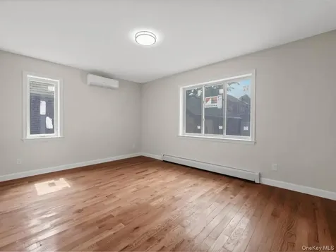14729 70th Avenue Flushing NY 11367