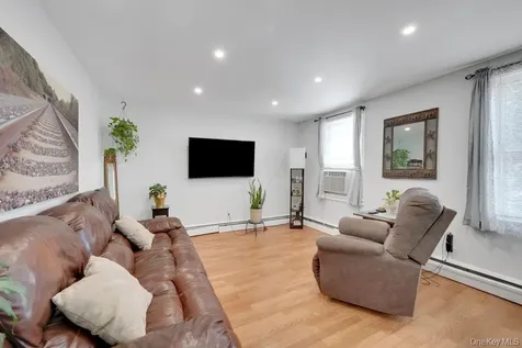 144 Beekman Avenue Sleepy Hollow NY 10591