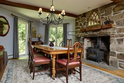 96 Plains Road New Paltz NY 12561