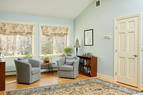 96 Plains Road New Paltz NY 12561