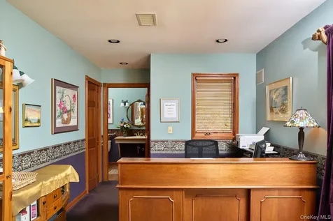 96 Plains Road New Paltz NY 12561