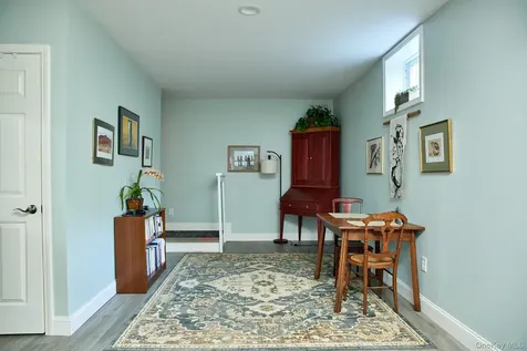 96 Plains Road New Paltz NY 12561