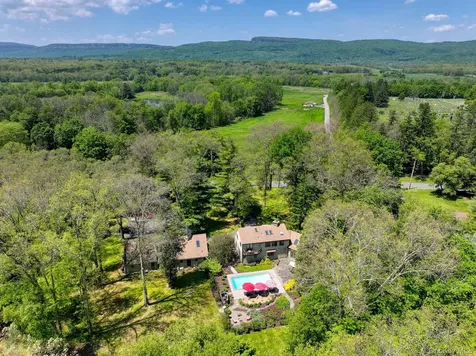 96 Plains Road New Paltz NY 12561