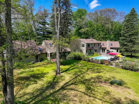 96 Plains Road New Paltz NY 12561