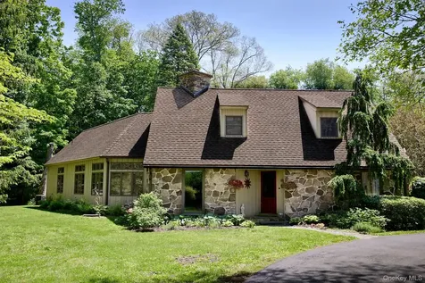 96 Plains Road New Paltz NY 12561