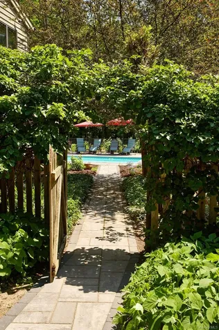 96 Plains Road New Paltz NY 12561
