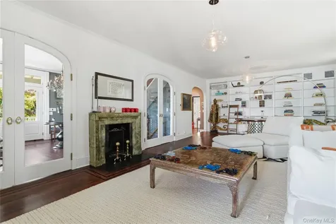 91 River Road Nyack NY 10960