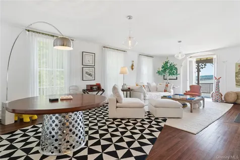 91 River Road Nyack NY 10960
