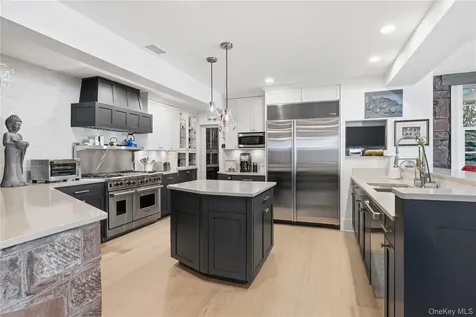 91 River Road Nyack NY 10960